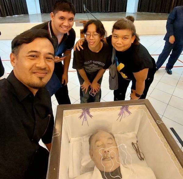 Marlon Renaldy Aktor Sitkom OB Meninggal karena Serangan Jantung, Ini 5 Gejala yang Perlu Diwaspadai Marlon Renaldy Aktor Sitkom OB Meninggal karena Serangan Jantung, Ini 5 Gejala yang Perlu Diwaspadai