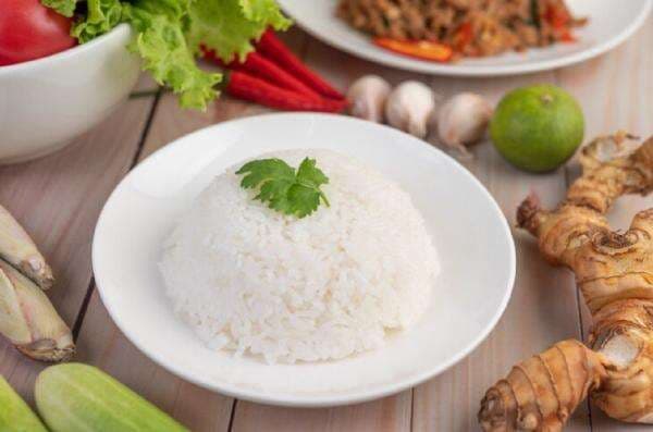 Masak Nasi dengan Minyak Kelapa Bisa Turunkan Kandungan Kalori? Ini Faktanya! Masak Nasi dengan Minyak Kelapa Bisa Turunkan Kandungan Kalori? Ini Faktanya!