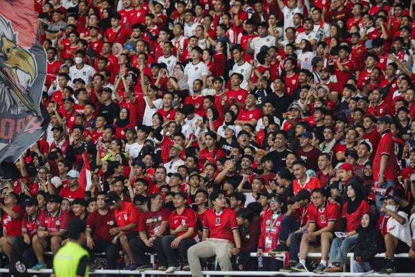 Masyarakat Malaysia Sebut SUGBK Jadi Tempat Latihan Timnas Malaysia, Netizen Indonesia: Definisi Lemah tapi Sombong! Masyarakat Malaysia Sebut SUGBK Jadi Tempat Latihan Timnas Malaysia, Netizen Indonesia: Definisi Lemah tapi Sombong!