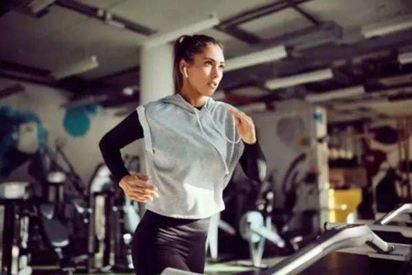 Mau Nge-Gym? Ini 4 Tips Penting agar Tubuh Bugar dan Bebas Cedera Mau Nge-Gym? Ini 4 Tips Penting agar Tubuh Bugar dan Bebas Cedera