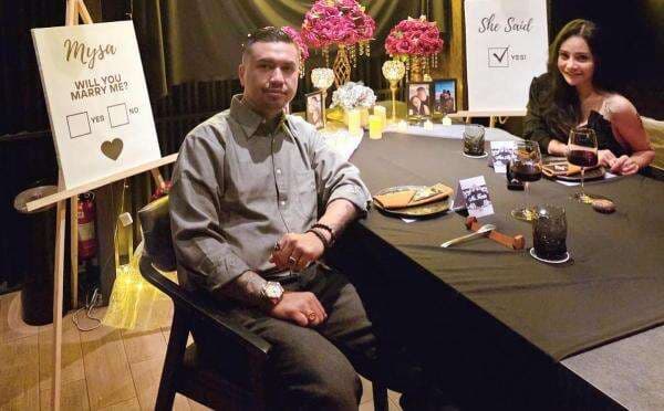 Kisah Cinta Mawar AFI yang Berujung Happy Ending Usai Dilamar Kevin Wazeng Kisah Cinta Mawar AFI yang Berujung Happy Ending Usai Dilamar Kevin Wazeng