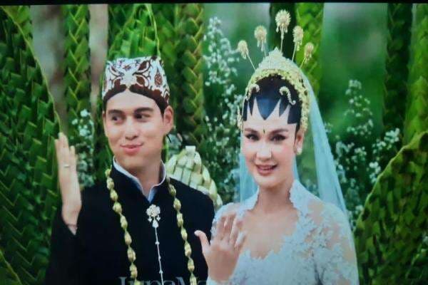 Maxime dan Luna Maya Resmi Menikah, Ini Rincian Mas Kawinnya Maxime dan Luna Maya Resmi Menikah, Ini Rincian Mas Kawinnya