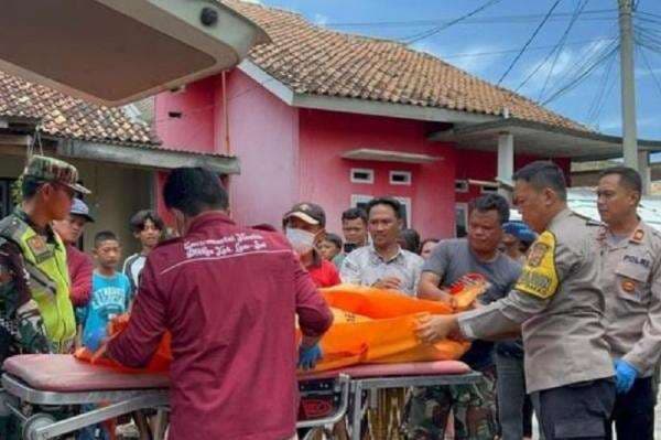 Mama Muda di Lampung Selatan Tewas Ditutup Selimut, Sempat Terlihat Bersama Suami Mama Muda di Lampung Selatan Tewas Ditutup Selimut, Sempat Terlihat Bersama Suami