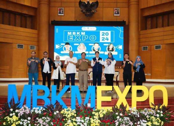 MBKM Bekali Mahasiswa Kompetensi yang Dibutuhkan Dunia Usaha dan Industri MBKM Bekali Mahasiswa Kompetensi yang Dibutuhkan Dunia Usaha dan Industri