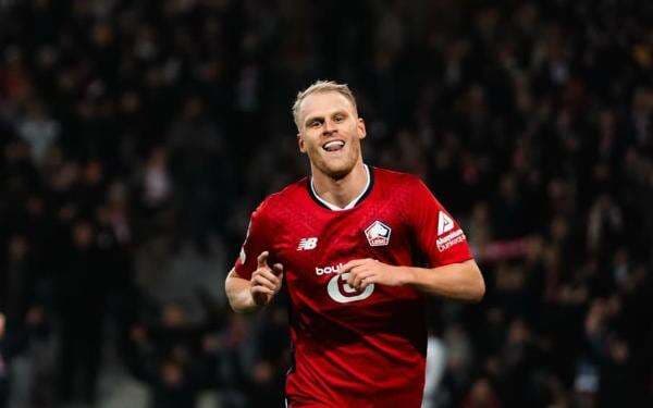 Media Belanda Sebut PSSI Dekati Pemain Keturunan Mitchel Bakker untuk Timnas Indonesia Media Belanda Sebut PSSI Dekati Pemain Keturunan Mitchel Bakker untuk Timnas Indonesia