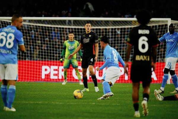 Media Italia Ungkap Kelebihan Jay Idzes: Fisik Kuat, Kontrol Bola Rapi Media Italia Ungkap Kelebihan Jay Idzes: Fisik Kuat, Kontrol Bola Rapi