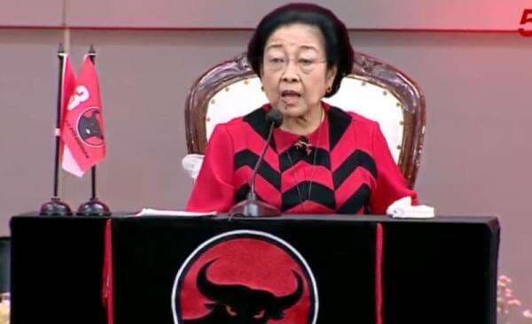 Cerita Megawati Sempat Murka ke Penjaga Soekarno: Saya Punya Pisau, Saya Tusuk Kamu Cerita Megawati Sempat Murka ke Penjaga Soekarno: Saya Punya Pisau, Saya Tusuk Kamu