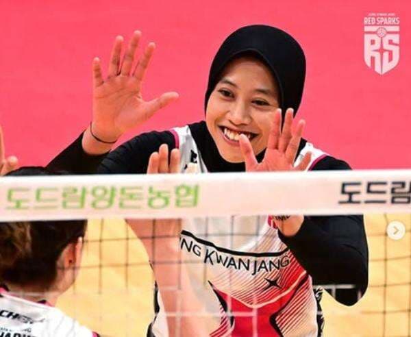 Reaksi Merendah Megawati Hangestri Usai Sabet Gelar Pemain Terbaik di Putaran Ketiga Liga Voli Putri Korea Selatan 2024-2025 Reaksi Merendah Megawati Hangestri Usai Sabet Gelar Pemain Terbaik di Putaran Ketiga Liga Voli Putri Korea Selatan 2024-2025