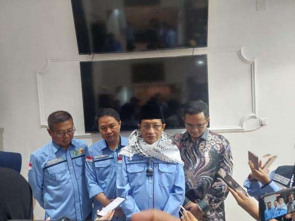 Menag Nasaruddin Sebut Presiden Prabowo Subianto Segera Terbang ke Arab Saudi untuk Diplomasi Haji Menag Nasaruddin Sebut Presiden Prabowo Subianto Segera Terbang ke Arab Saudi untuk Diplomasi Haji