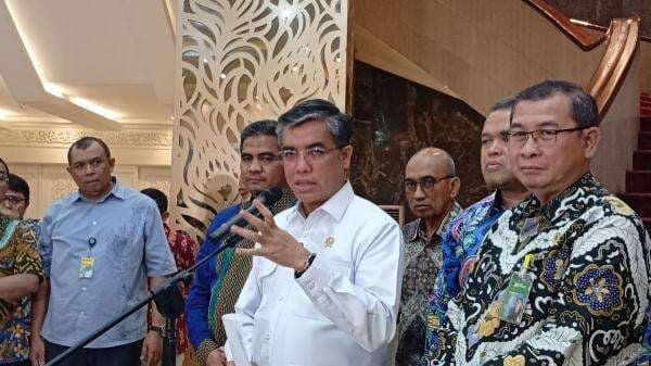 Wamenaker Terjaring OTT KPK, Menaker Hormati dan Dukung Proses Hukum Wamenaker Terjaring OTT KPK, Menaker Hormati dan Dukung Proses Hukum