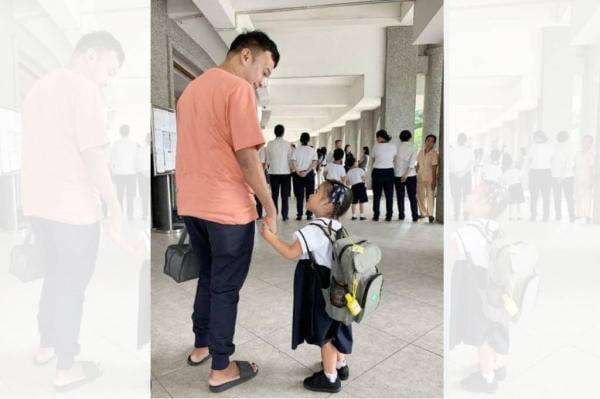 Mendukbangga Terbitkan Surat Edaran, Dorong Para Ayah Antar Anak Hari Pertama Sekolah Mendukbangga Terbitkan Surat Edaran, Dorong Para Ayah Antar Anak Hari Pertama Sekolah