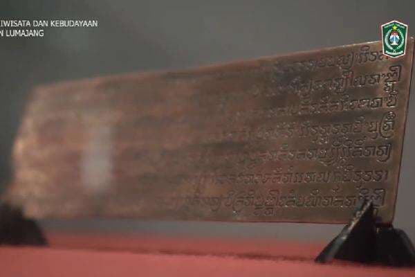 Mengenal Mula-Malurung, Prasasti Tertua Ketiga Warisan Kerajaan Singasari Mengenal Mula-Malurung, Prasasti Tertua Ketiga Warisan Kerajaan Singasari