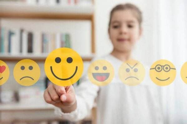 Mengenalkan 5 Jenis Emosi pada Anak melalui Tayangan Edutainment