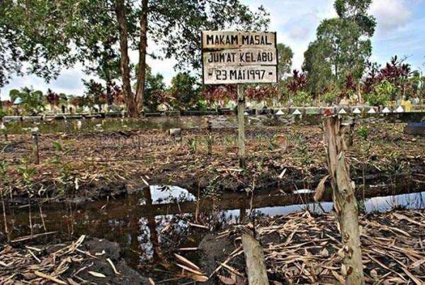 Mengenang Tragedi Jumat Kelabu Banjarmasin 27 Tahun Lalu Mengenang Tragedi Jumat Kelabu Banjarmasin 27 Tahun Lalu
