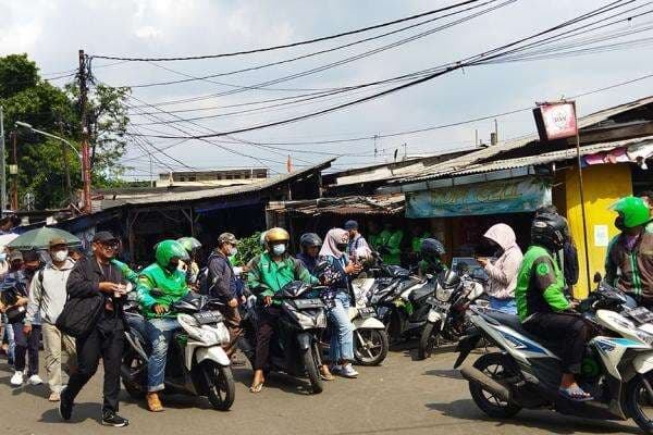 Mengurai Risiko Perubahan Status Mitra Platform Menjadi Karyawan Mengurai Risiko Perubahan Status Mitra Platform Menjadi Karyawan