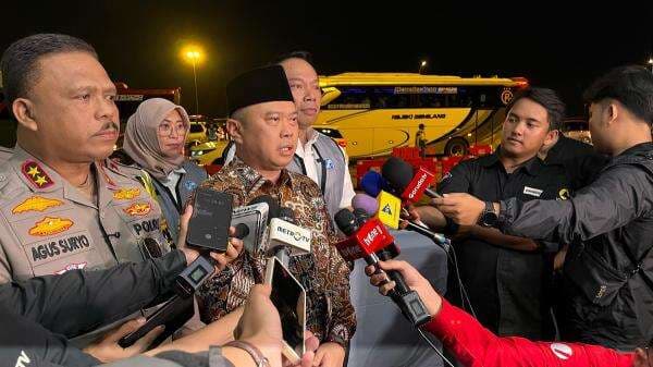 Menhub Akan Periksa INKA Imbas Kecelakaan Kereta Api di Subang Menhub Akan Periksa INKA Imbas Kecelakaan Kereta Api di Subang