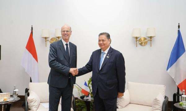 Menko Airlangga Bertemu Menteri Ekonomi Prancis Eric Lombard, Bahas Danantara hingga IEU CEPA Menko Airlangga Bertemu Menteri Ekonomi Prancis Eric Lombard, Bahas Danantara hingga IEU CEPA