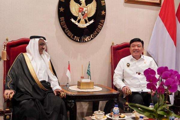 Menko Polkam dan Dubes Arab Saudi Perkuat Kerja Sama Keamanan hingga Perlindungan WNI Menko Polkam dan Dubes Arab Saudi Perkuat Kerja Sama Keamanan hingga Perlindungan WNI