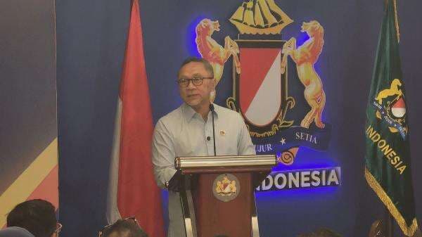 Zulhas: Koperasi Merah Putih Diluncurkan 21 Juli, Kades Jadi Dewan Pengawas Zulhas: Koperasi Merah Putih Diluncurkan 21 Juli, Kades Jadi Dewan Pengawas