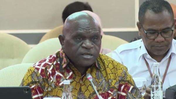 Natalius Pigai Tolak Usul Penangguhan Penahanan Tersangka Intoleransi: Cederai Perasaan Korban Natalius Pigai Tolak Usul Penangguhan Penahanan Tersangka Intoleransi: Cederai Perasaan Korban