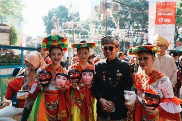 Kemenbud Gelar Upacara Bendera Peringatan HUT ke-80 RI bersama Kemendikdasmen dan Kemendiktisaintek Kemenbud Gelar Upacara Bendera Peringatan HUT ke-80 RI bersama Kemendikdasmen dan Kemendiktisaintek