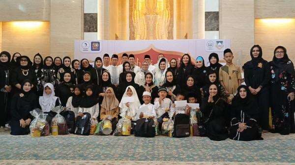 Menteri PPPA Hadiri Berbagi Kasih Iwapi: Perlu Kolaborasi Kuatkan Perempuan Indonesia Menteri PPPA Hadiri Berbagi Kasih Iwapi: Perlu Kolaborasi Kuatkan Perempuan Indonesia