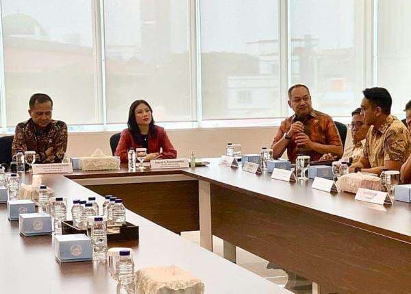 Garap Kawasan Ekonomi Terintegrasi, Menteri Transmigrasi Jajaki Kerja Sama dengan MNC Group Garap Kawasan Ekonomi Terintegrasi, Menteri Transmigrasi Jajaki Kerja Sama dengan MNC Group