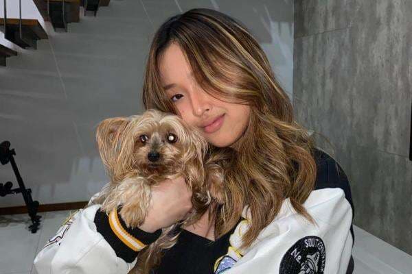 Michelle Ashley Kini Ikut Bahagia Atas Pernikahan Pinkan Mambo dan Arya Khan Michelle Ashley Kini Ikut Bahagia Atas Pernikahan Pinkan Mambo dan Arya Khan