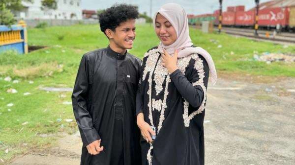 Misi Kebaikan Mila Agustina, Borong Dagangan Penjual Es Teh dengan Hati Tulus Misi Kebaikan Mila Agustina, Borong Dagangan Penjual Es Teh dengan Hati Tulus