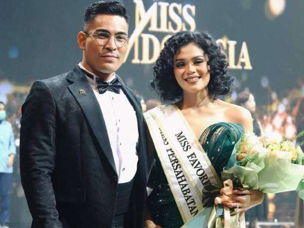 Miss Papua Pegunungan Curi Perhatian di Final Miss Indonesia 2025, Raih 2 Penghargaan Sekaligus! Miss Papua Pegunungan Curi Perhatian di Final Miss Indonesia 2025, Raih 2 Penghargaan Sekaligus!