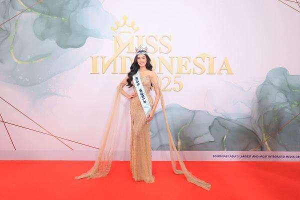 Miss World Suchata Chuangsri Beri Selamat ke Miss Indonesia 2025 Audrey Bianca Callista Miss World Suchata Chuangsri Beri Selamat ke Miss Indonesia 2025 Audrey Bianca Callista