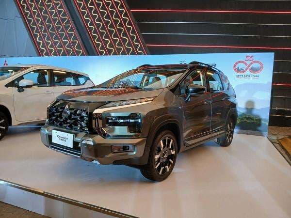 Xpander Cross Facelift Dapat Penyegaran, Ini Ubahan Interior dan Eksteriornya Xpander Cross Facelift Dapat Penyegaran, Ini Ubahan Interior dan Eksteriornya