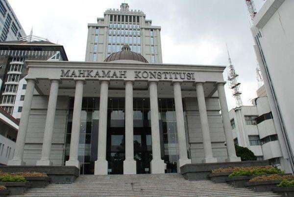 Permohon Meninggal Dunia, MK Gugurkan Gugatan Wamen Dilarang Rangkap Jabatan Permohon Meninggal Dunia, MK Gugurkan Gugatan Wamen Dilarang Rangkap Jabatan