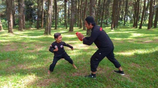 MNC Lido Dukung Atlet Cilik Pencak Silat Tampil di Ajang Internasional MNC Lido Dukung Atlet Cilik Pencak Silat Tampil di Ajang Internasional