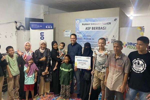 MNC Vision dan MNC Peduli Salurkan Bantuan untuk Rumah Singgah Pasien di Jakpus MNC Vision dan MNC Peduli Salurkan Bantuan untuk Rumah Singgah Pasien di Jakpus