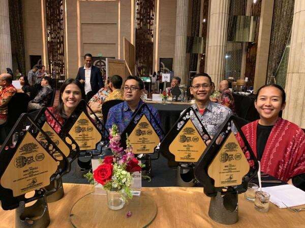 MNC Peduli Borong 5 Penghargaan, Diakui Jadi Pelopor Ekonomi Sirkular MNC Peduli Borong 5 Penghargaan, Diakui Jadi Pelopor Ekonomi Sirkular