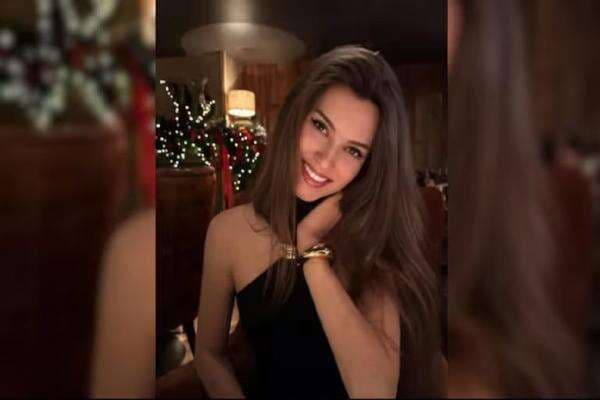 Model Cantik Rusia Kseniya Alexandrova Tewas setelah Mobilnya Tabrakan dengan Rusa Model Cantik Rusia Kseniya Alexandrova Tewas setelah Mobilnya Tabrakan dengan Rusa