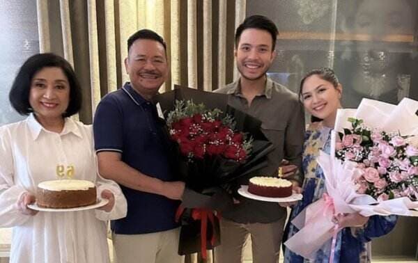 Momen Manis Jessica Mila dan Yakup Hasibuan Rayakan Anniversary Satu Tahun Bersama
