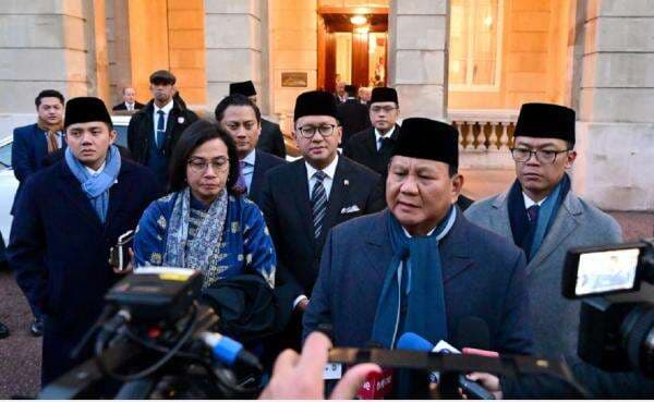 Momen Prabowo Beri Perhatian Sri Mulyani yang Kedinginan di London: Pakai Mantel, Nanti Sakit Momen Prabowo Beri Perhatian Sri Mulyani yang Kedinginan di London: Pakai Mantel, Nanti Sakit