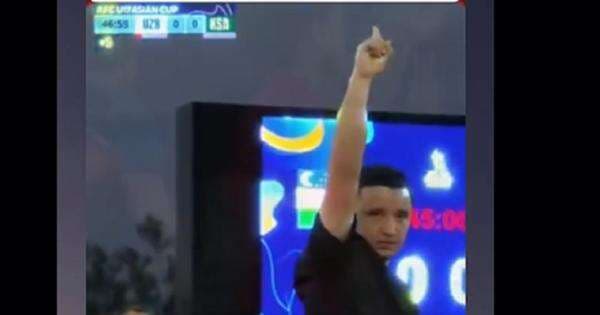 Pelatih Timnas Uzbekistan U-17 Tunjukkan Kebesaran Tuhan Setelah 2 Pemainnya Dikartu Merah Wasit, Berujung Menang 2-0 atas Arab Saudi U-17! Pelatih Timnas Uzbekistan U-17 Tunjukkan Kebesaran Tuhan Setelah 2 Pemainnya Dikartu Merah Wasit, Berujung Menang 2-0 atas Arab Saudi U-17!