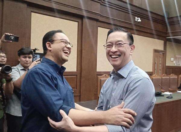 Momen Keakraban Anies dan Tom Lembong, Cerita Punya Cucu Momen Keakraban Anies dan Tom Lembong, Cerita Punya Cucu