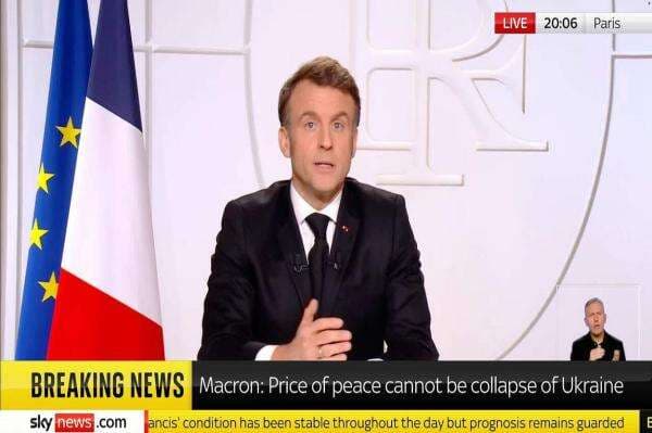 Moskow Bandingkan Macron dengan Hitler yang Berambisi Melawan Rusia Moskow Bandingkan Macron dengan Hitler yang Berambisi Melawan Rusia