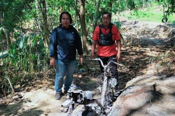 Sampang Geger, Motor Hilang Ditemukan Hangus Terbakar! Sampang Geger, Motor Hilang Ditemukan Hangus Terbakar!