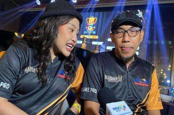 Mpok Alpa Kaget Disuruh Main di Turnamen Biliar Play Like Pro Mpok Alpa Kaget Disuruh Main di Turnamen Biliar Play Like Pro