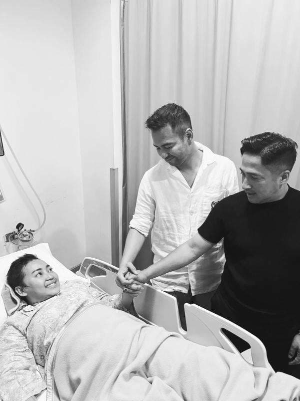 Riwayat Penyakit Mpok Alpa, Komedian yang Rendah Hati ini Sempat 3 Tahun Sembunyikan Penyakitnya Riwayat Penyakit Mpok Alpa, Komedian yang Rendah Hati ini Sempat 3 Tahun Sembunyikan Penyakitnya