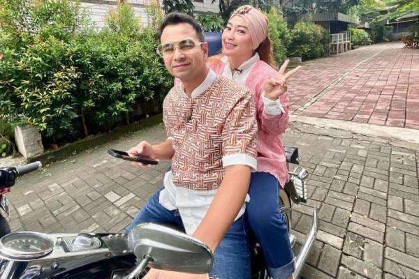Mpok Alpa Meninggal, Raffi Akui Sudah Tahu Lama Soal Kankernya tapi Diminta Silent Mpok Alpa Meninggal, Raffi Akui Sudah Tahu Lama Soal Kankernya tapi Diminta Silent