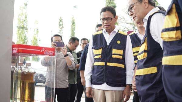Mudik Lebaran 2025, Wamen ESDM Pastikan Pasokan BBM dan LPG Aman di Pontianak Mudik Lebaran 2025, Wamen ESDM Pastikan Pasokan BBM dan LPG Aman di Pontianak