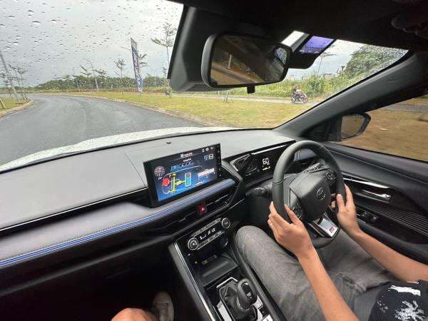 Mudik Nyaman dan Aman? Ini Dia Perlengkapan Tempur Wajib Bawa di Mobil Pribadi! Mudik Nyaman dan Aman? Ini Dia Perlengkapan Tempur Wajib Bawa di Mobil Pribadi!