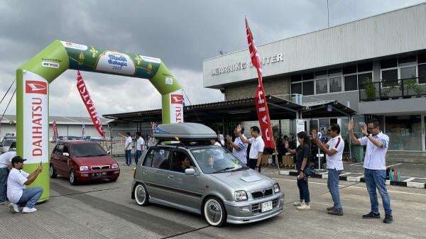 Daihatsu Gelar Mudik Bareng, Berangkatkan 400 Orang Daihatsu Gelar Mudik Bareng, Berangkatkan 400 Orang