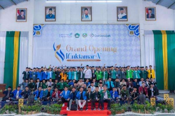 Muktamar ke-5 BEM Pesantren se-Indonesia : Revitalisasi Peran Santri dalam Pembangunan Bangsa Muktamar ke-5 BEM Pesantren se-Indonesia : Revitalisasi Peran Santri dalam Pembangunan Bangsa